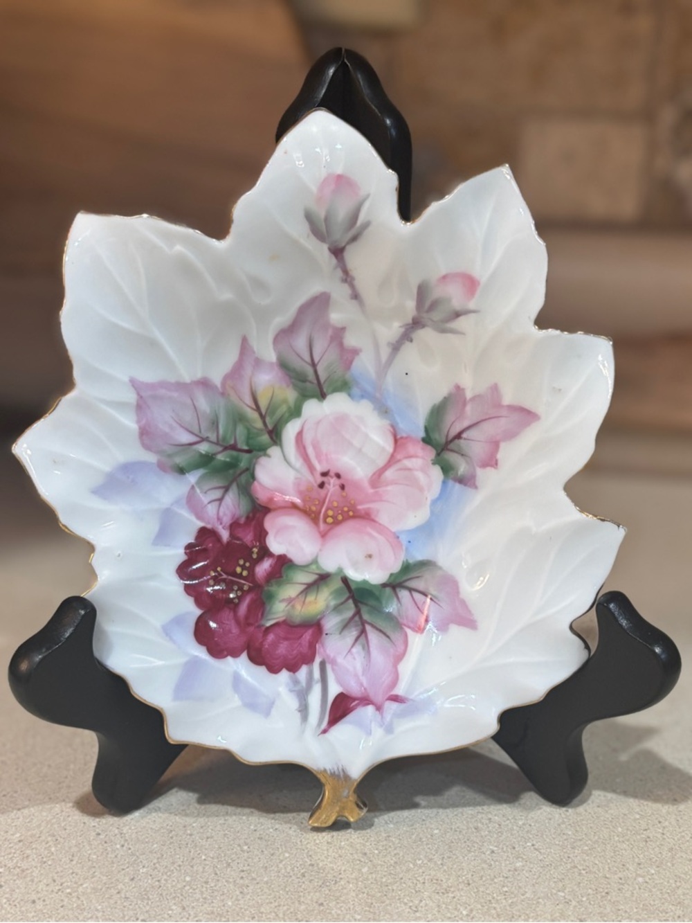 A Vintage Rossetti hand-painted porcelain leaf shaped dish
